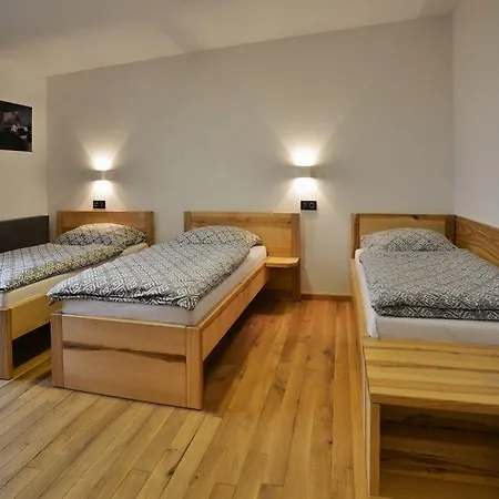 Venkovský dům Farma Noe Brezina (Slapanice, Brno-Country)